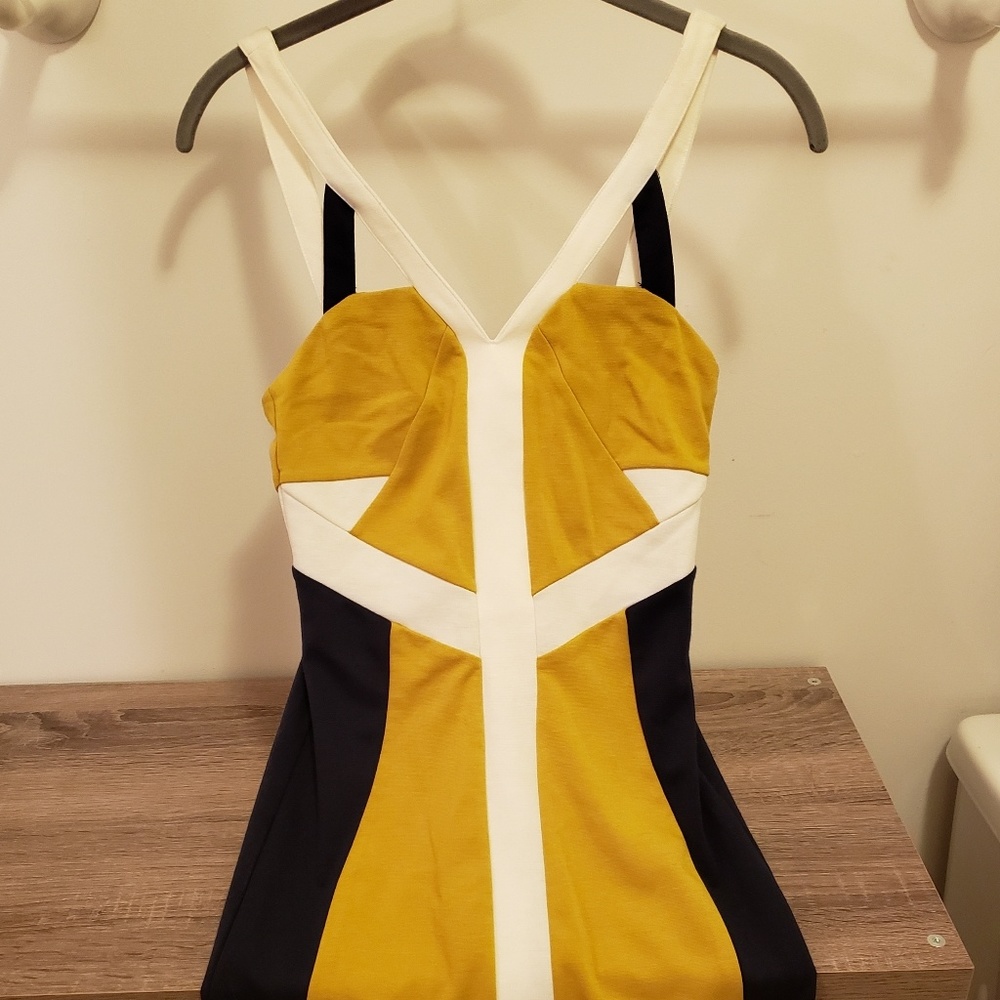 Keepsake the label size small dress